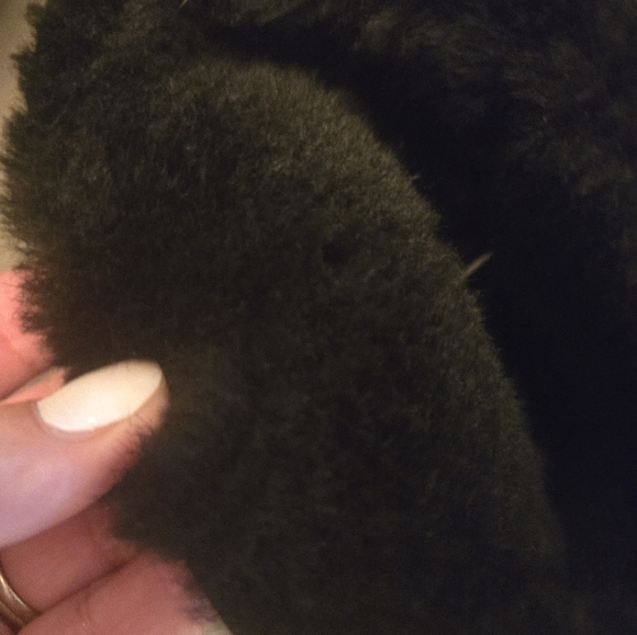 Black uggs size 10 - Picture 3 of 4